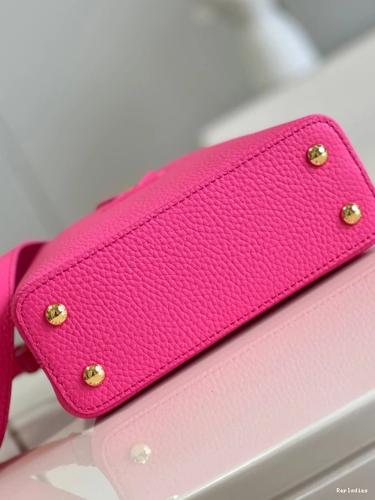 Cheap MINI LOUIS VUITTON CAPUCINES 0811